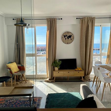 Seafront In Marbella With Pool And Garage Lägenhet Exteriör bild